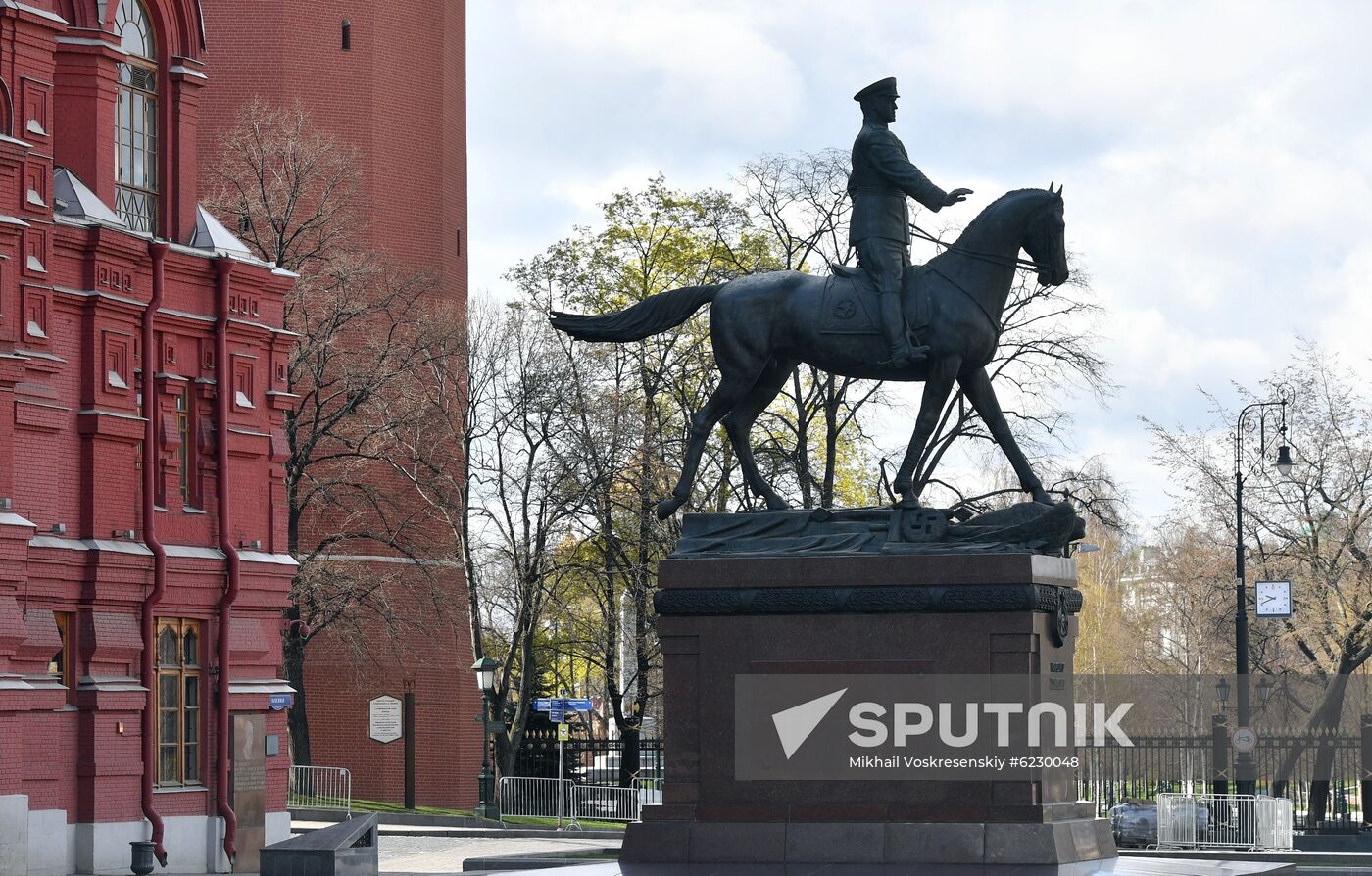 Restoration of Monument to Marshal Georgy Zhukov completed in Moscow