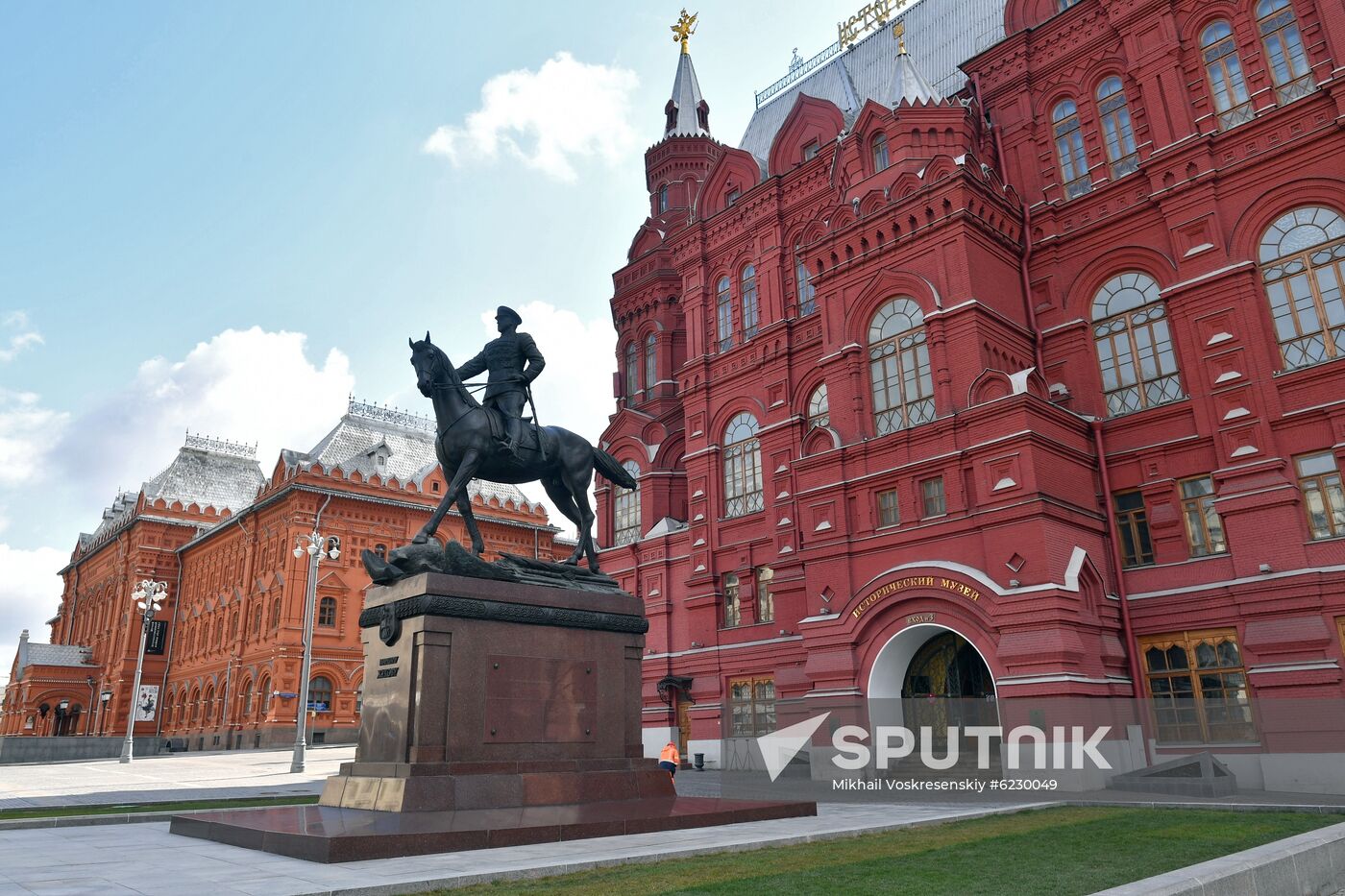 Restoration of Monument to Marshal Georgy Zhukov completed in Moscow