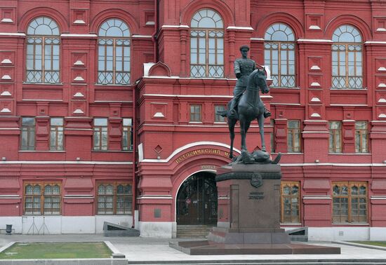 Restoration of Monument to Marshal Georgy Zhukov completed in Moscow