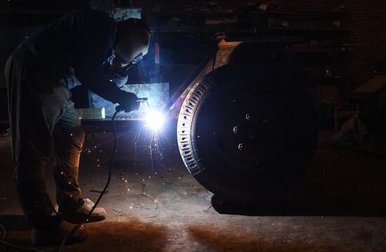 Russia WWII Vehicles Replicas