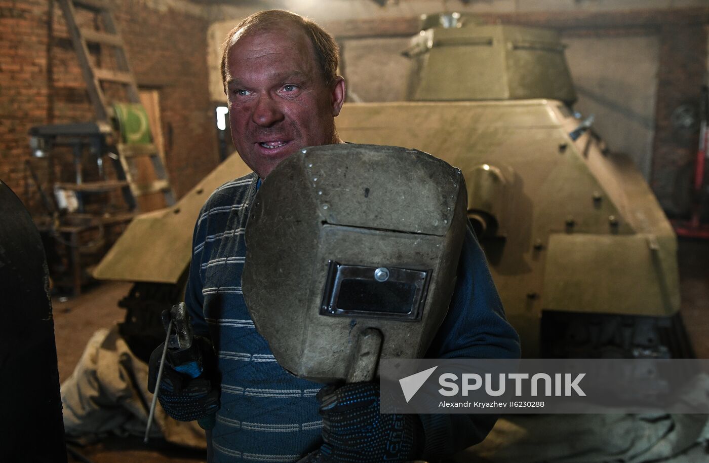 Russia WWII Vehicles Replicas