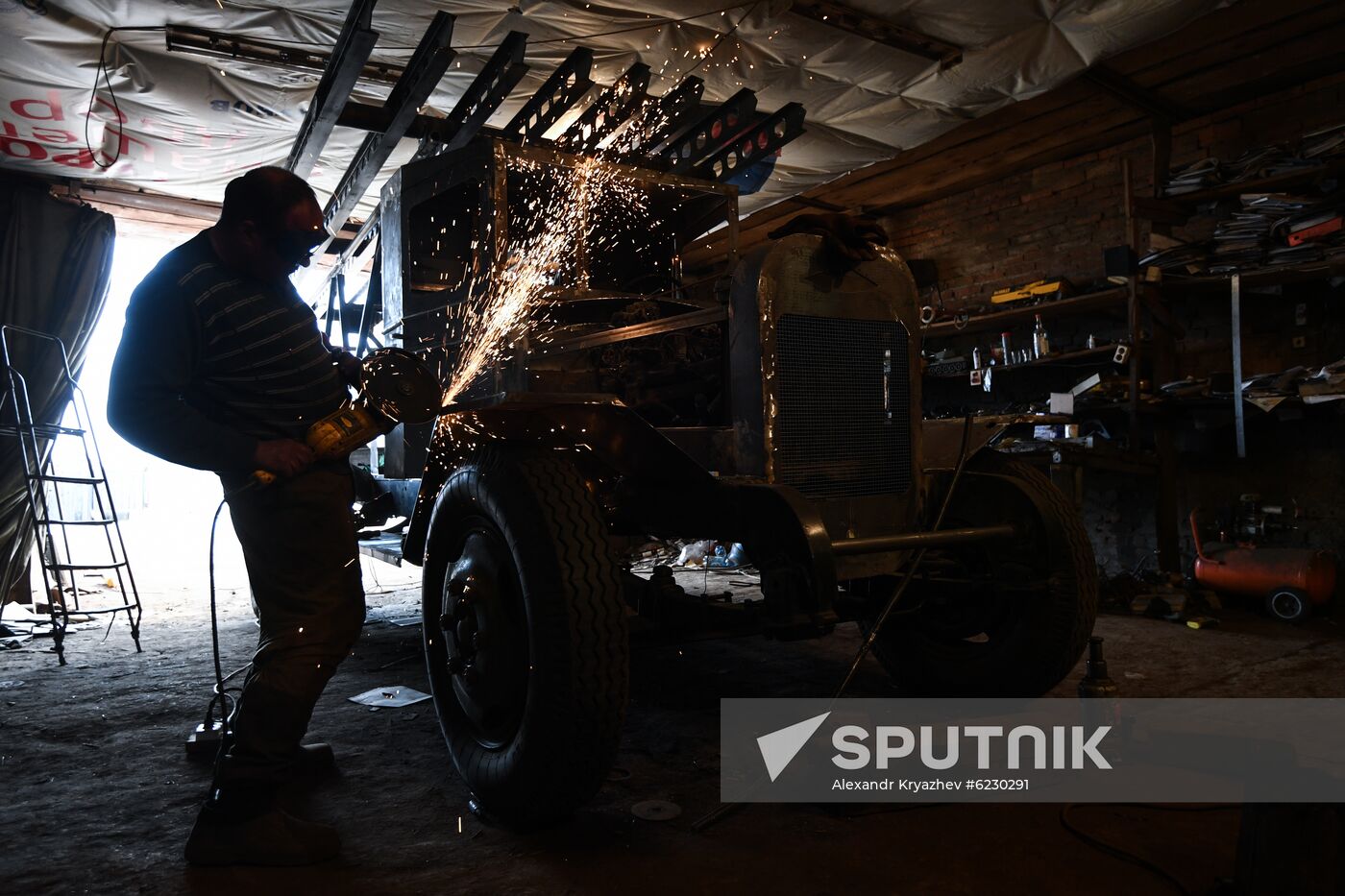 Russia WWII Vehicles Replicas