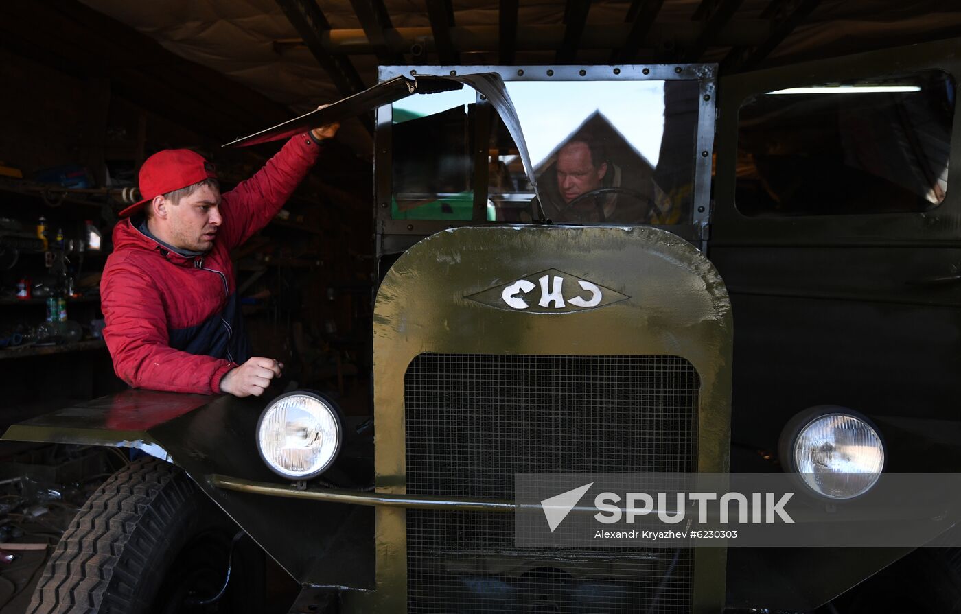 Russia WWII Vehicles Replicas