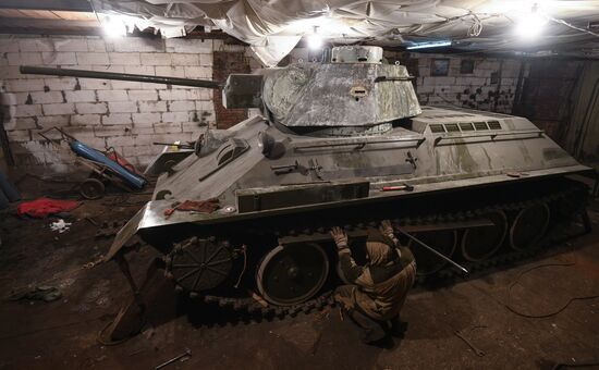 Russia WWII Vehicles Replicas