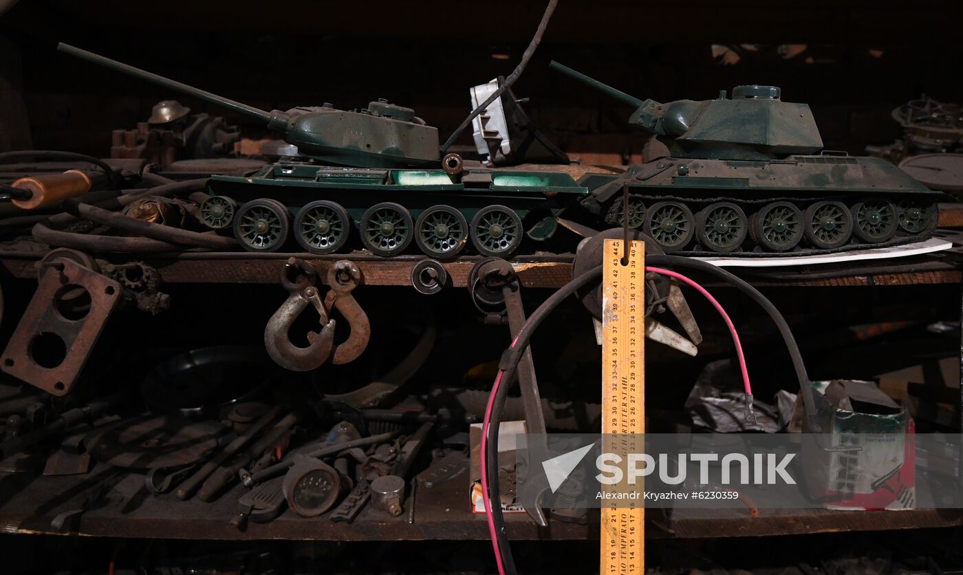 Russia WWII Vehicles Replicas