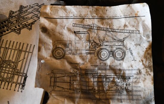 Russia WWII Vehicles Replicas