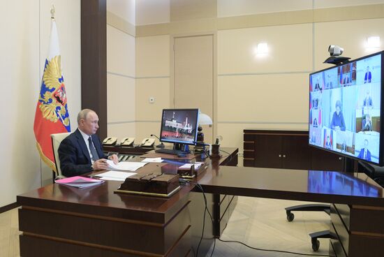 Russia Putin Coronavirus Fight