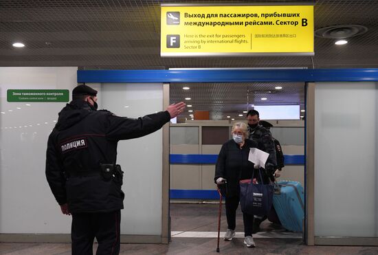 Russia Coronavirus Tourists Return