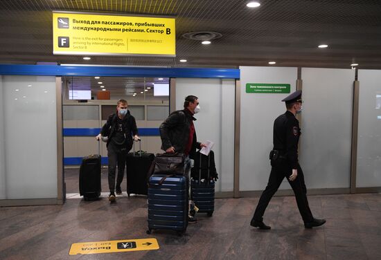Russia Coronavirus Tourists Return