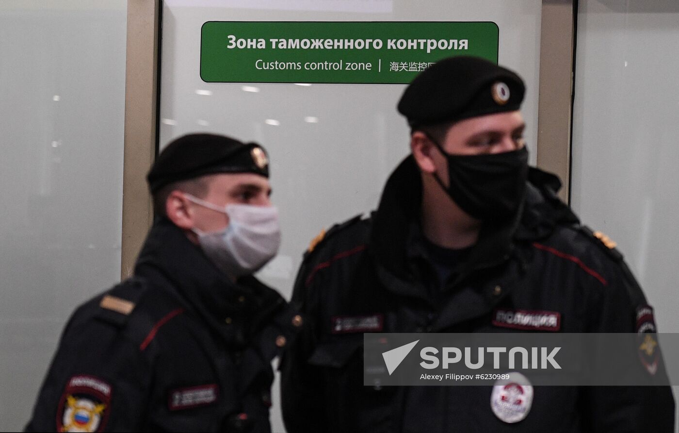 Russia Coronavirus Tourists Return