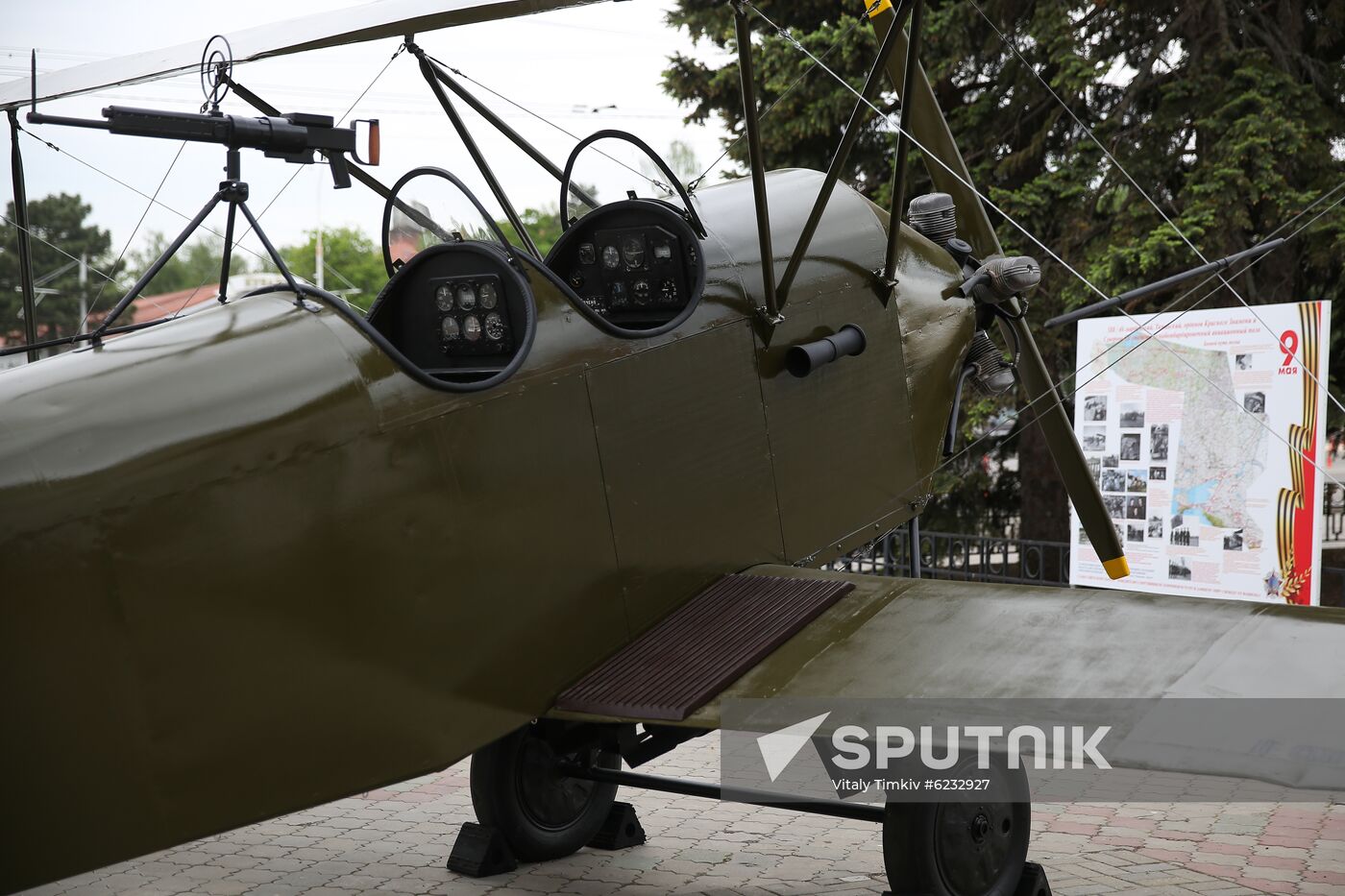 Replica of Polikarpov Po-2 aircraft erected in Krasnodar airport