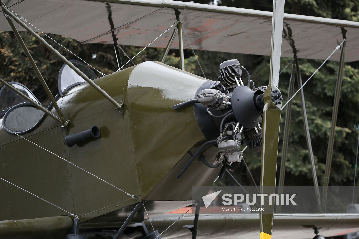 Replica of Polikarpov Po-2 aircraft erected in Krasnodar airport