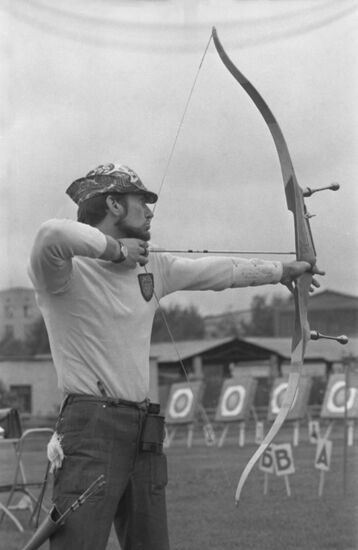 Soviet athlete Vyacheslav Krasnov