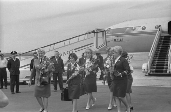 Women's crew of Ilyushin Il 18 turboprop plane