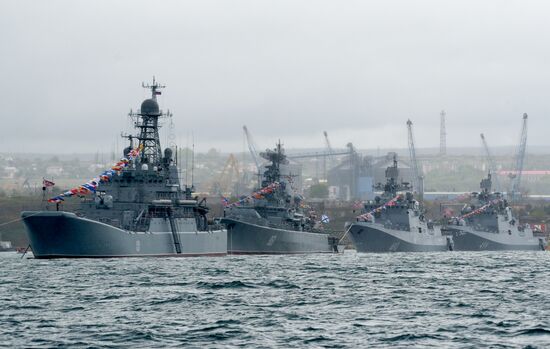 Russia Crimea Victory Day Parade Rehearsal