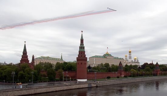 Victory Day flypast in Moscow
