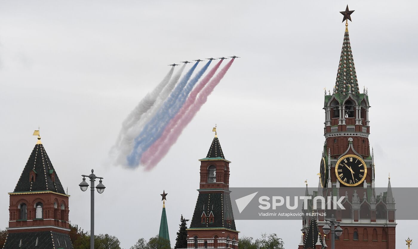 Victory Day flypast in Moscow