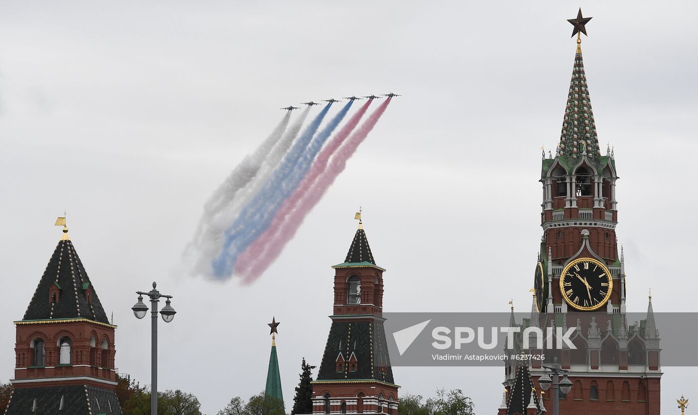 Victory Day flypast in Moscow