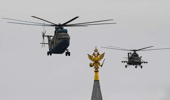 Victory Day flypast in Moscow