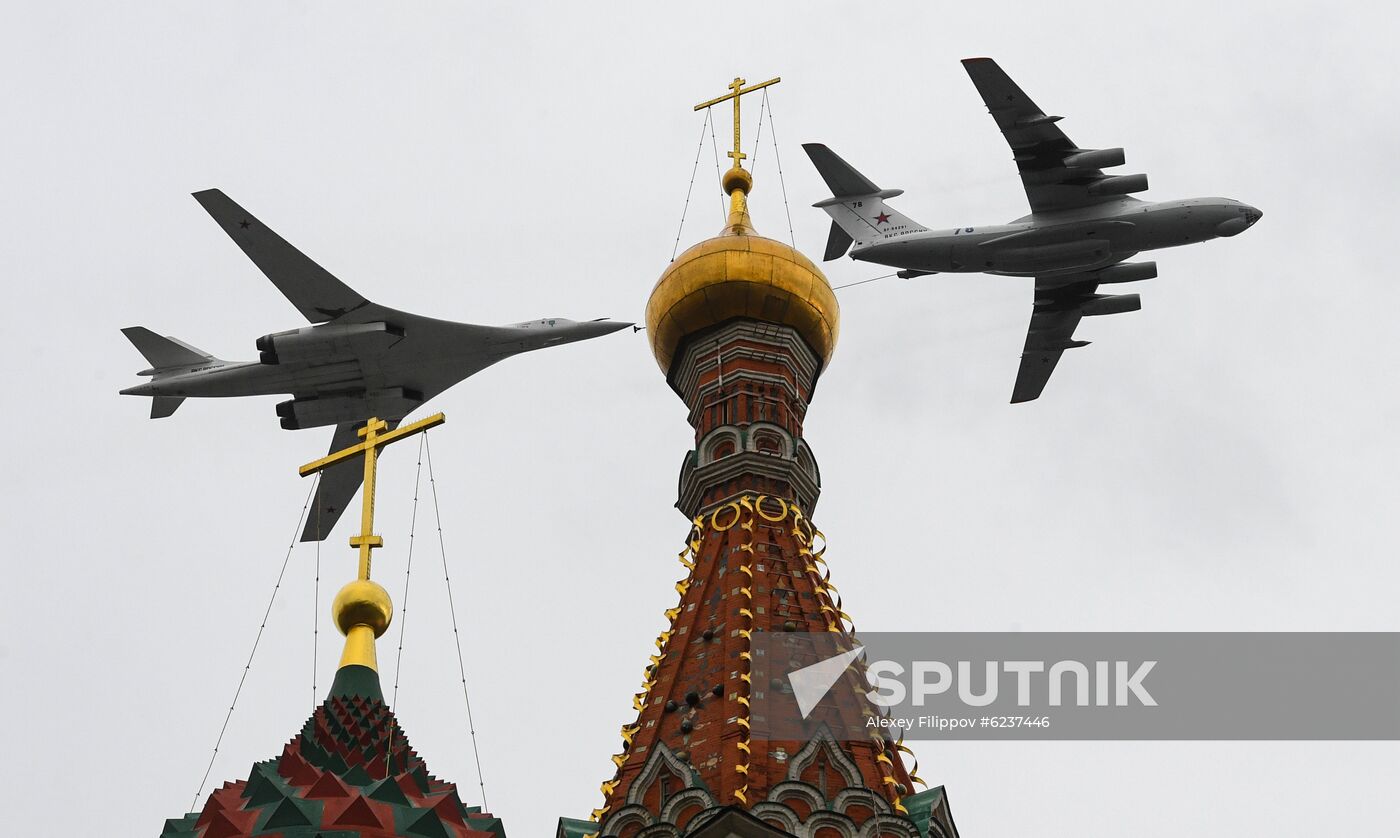 Victory Day flypast in Moscow