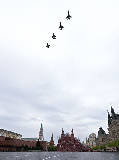 Victory Day flypast in Moscow