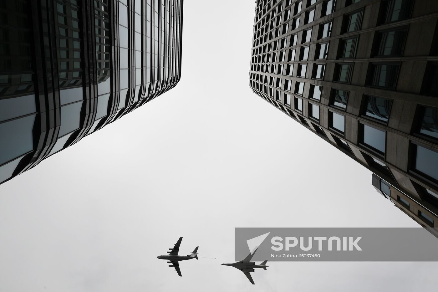 Victory Day flypast in Moscow