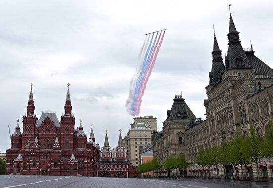 Victory Day flypast in Moscow