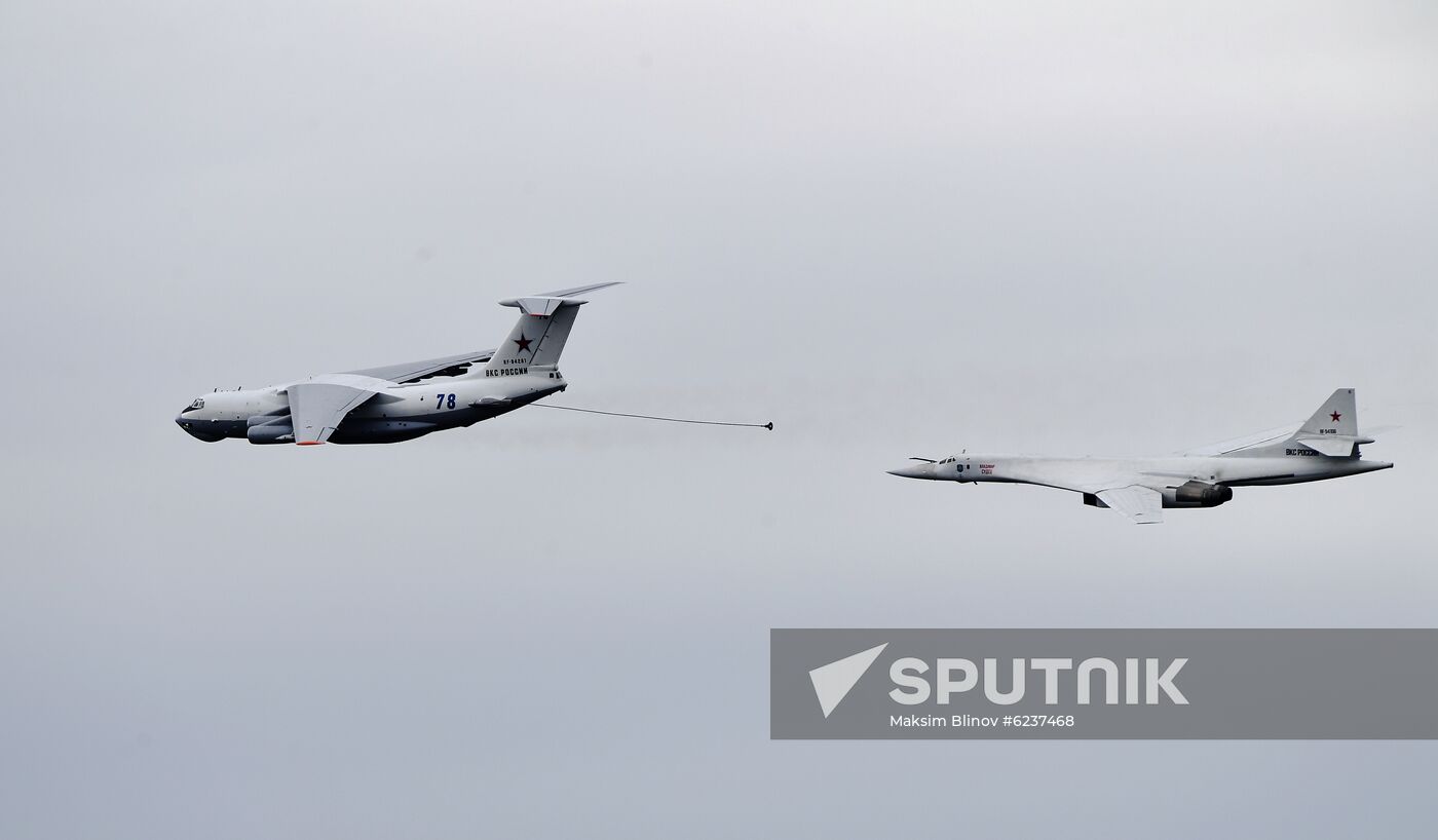 Victory Day flypast in Moscow