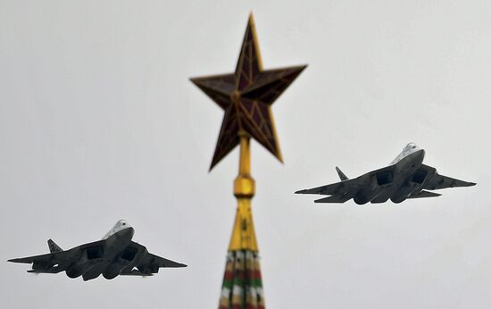 Victory Day flypast in Moscow