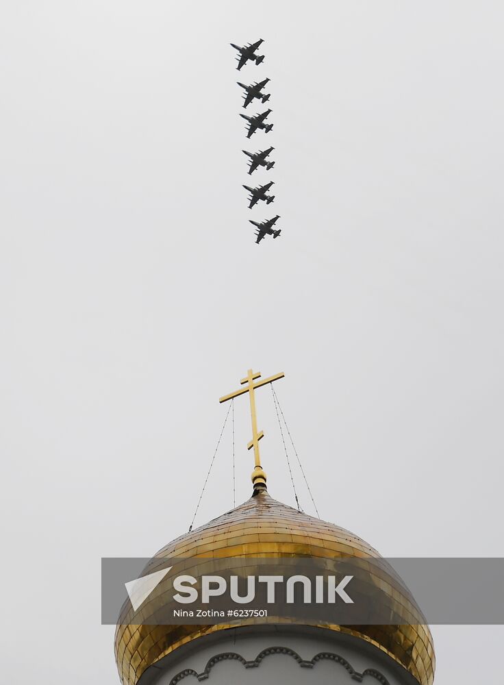Victory Day flypast in Moscow
