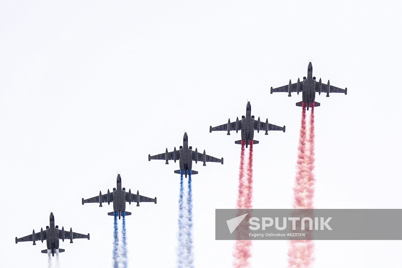 Victory Day flypast in Moscow