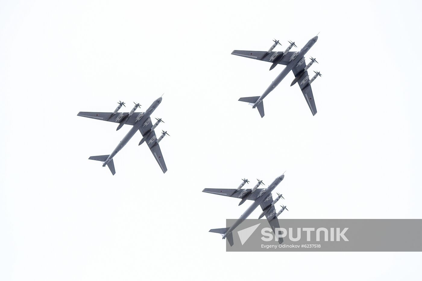 Victory Day flypast in Moscow