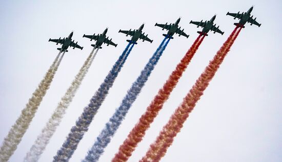 Victory Day flypast in Moscow