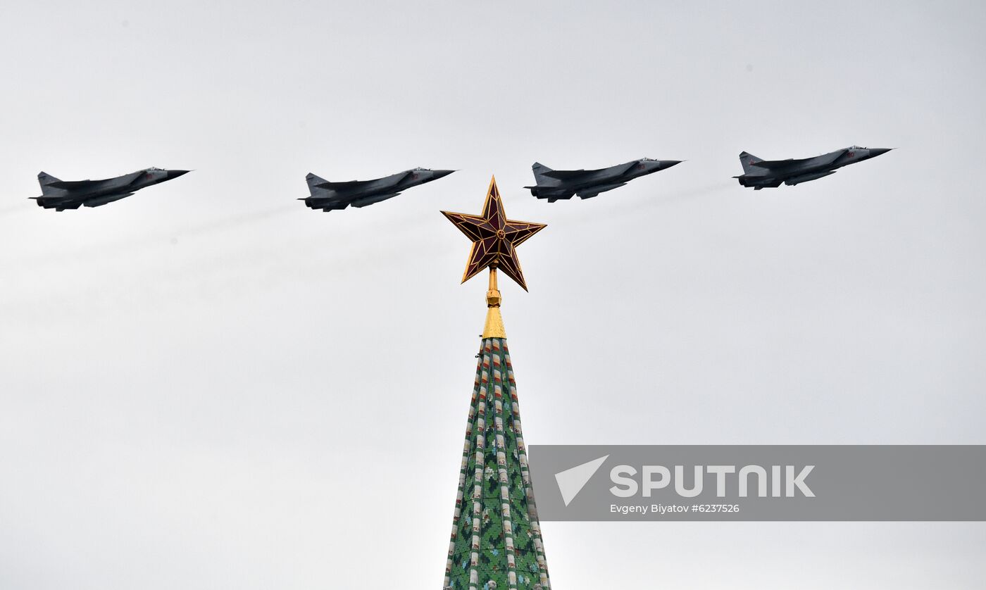 Victory Day flypast in Moscow