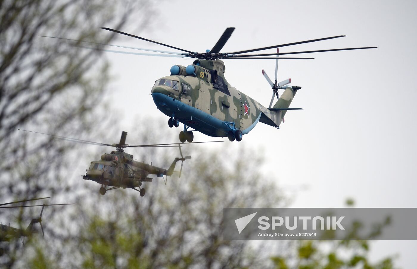 Victory Day flypast in Moscow
