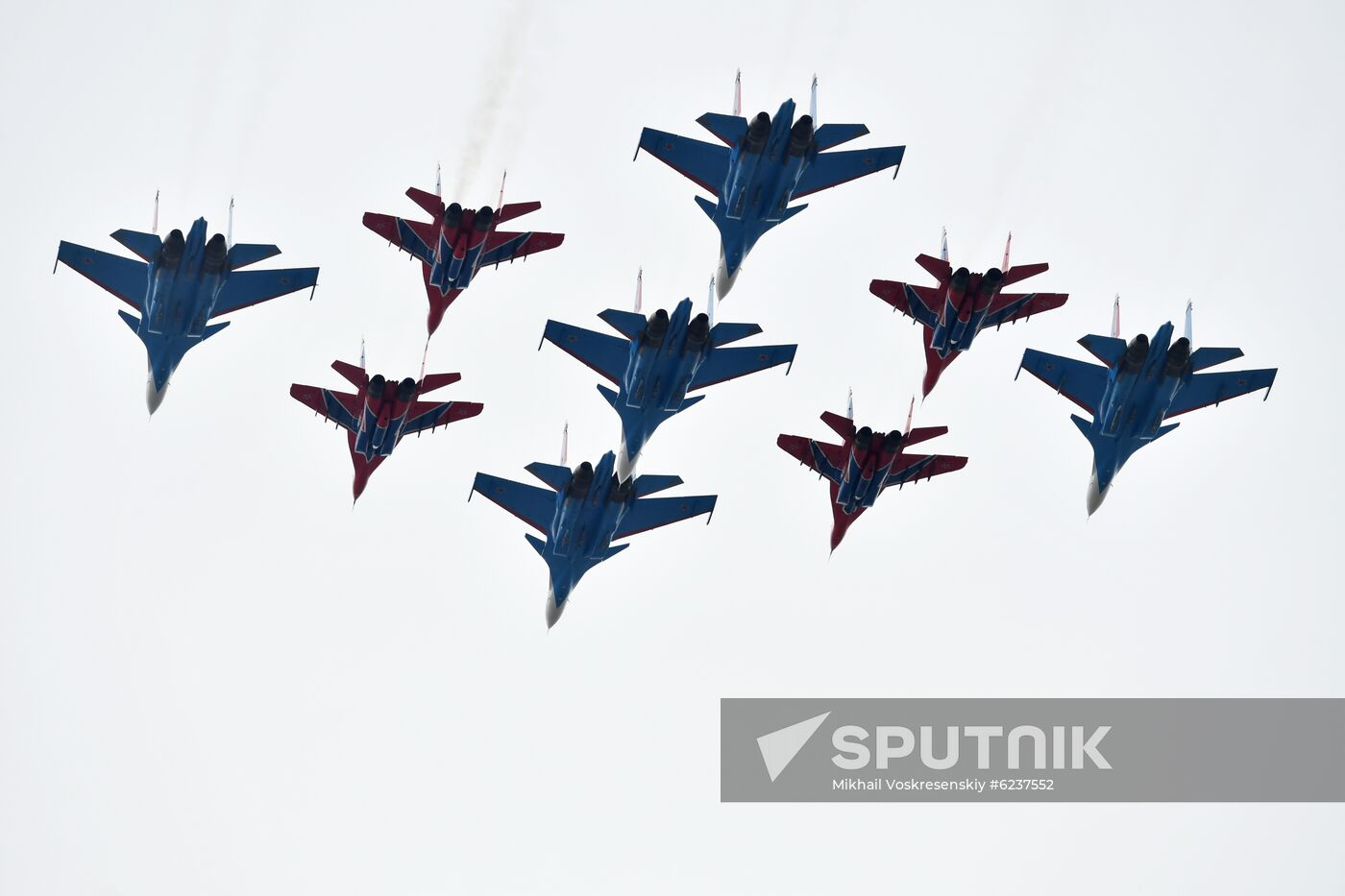 Victory Day flypast in Moscow