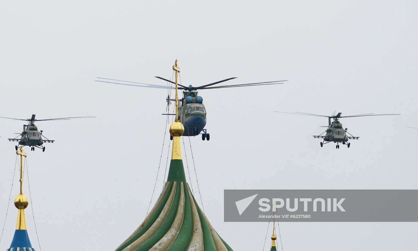 Victory Day flypast in Moscow