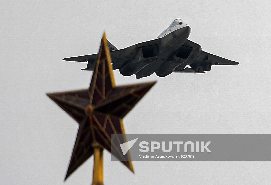 Victory Day flypast in Moscow