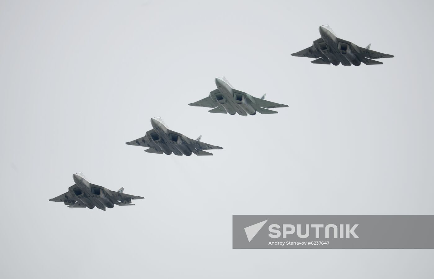 Victory Day flypast in Moscow