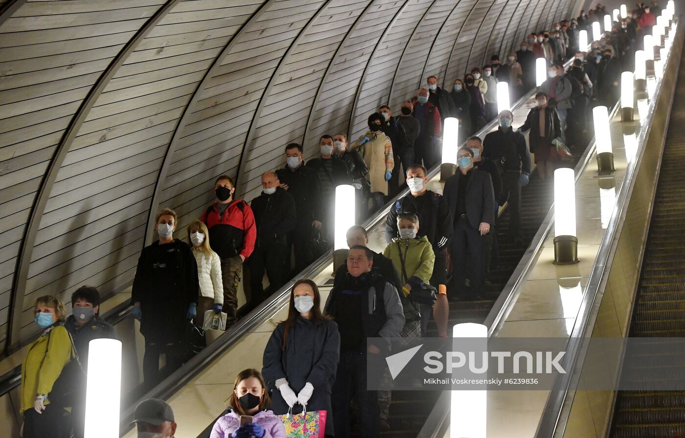 Russia Coronavirus Lockdown Ease