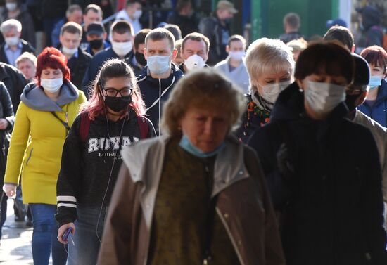 Russia Coronavirus Lockdown Ease