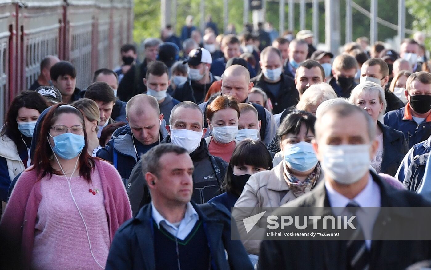 Russia Coronavirus Lockdown Ease