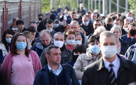 Russia Coronavirus Lockdown Ease