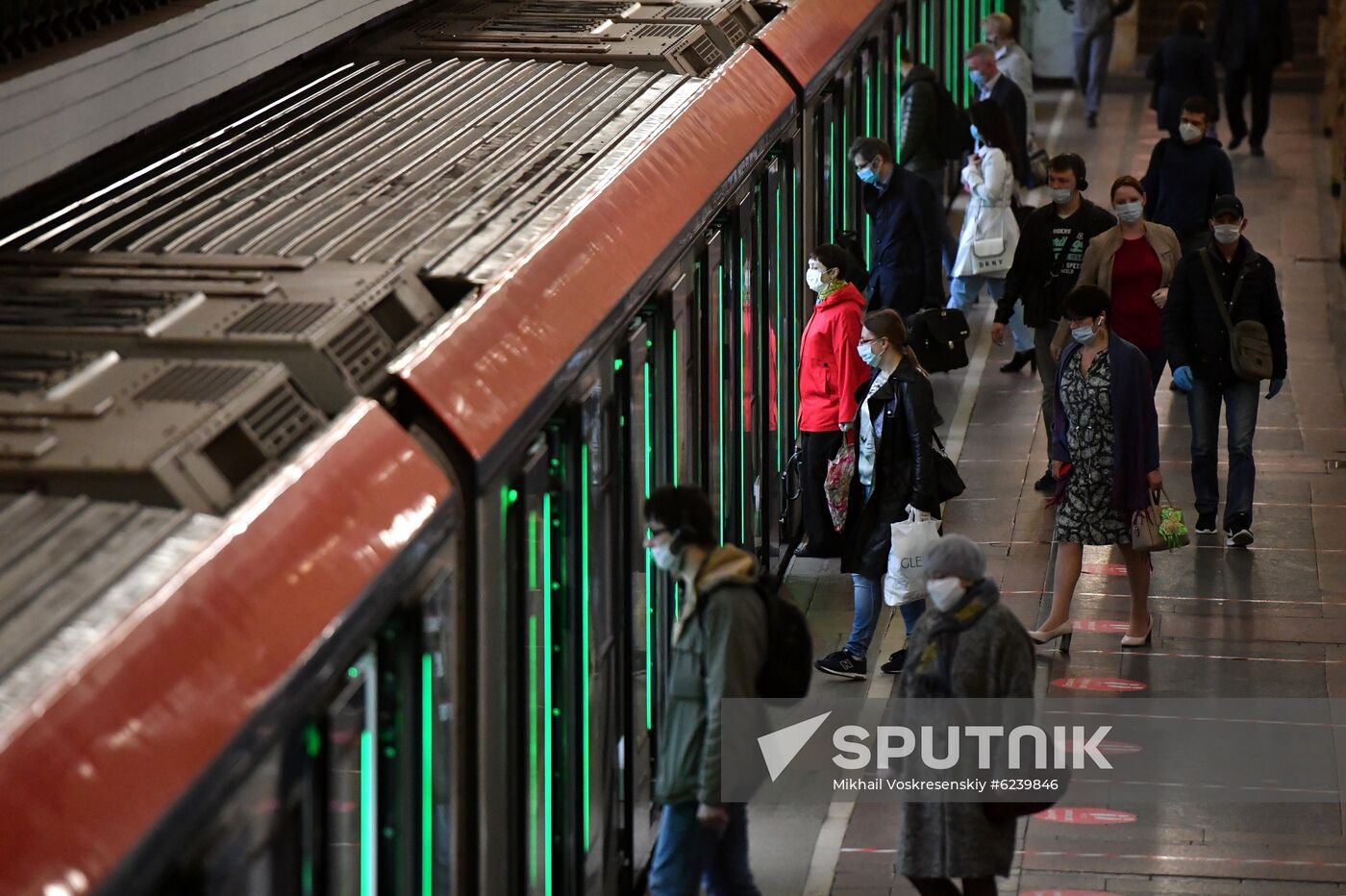 Russia Coronavirus Lockdown Ease