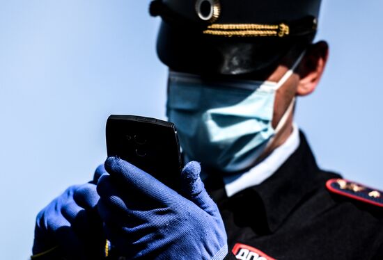 Russia Coronavirus Lockdown Ease