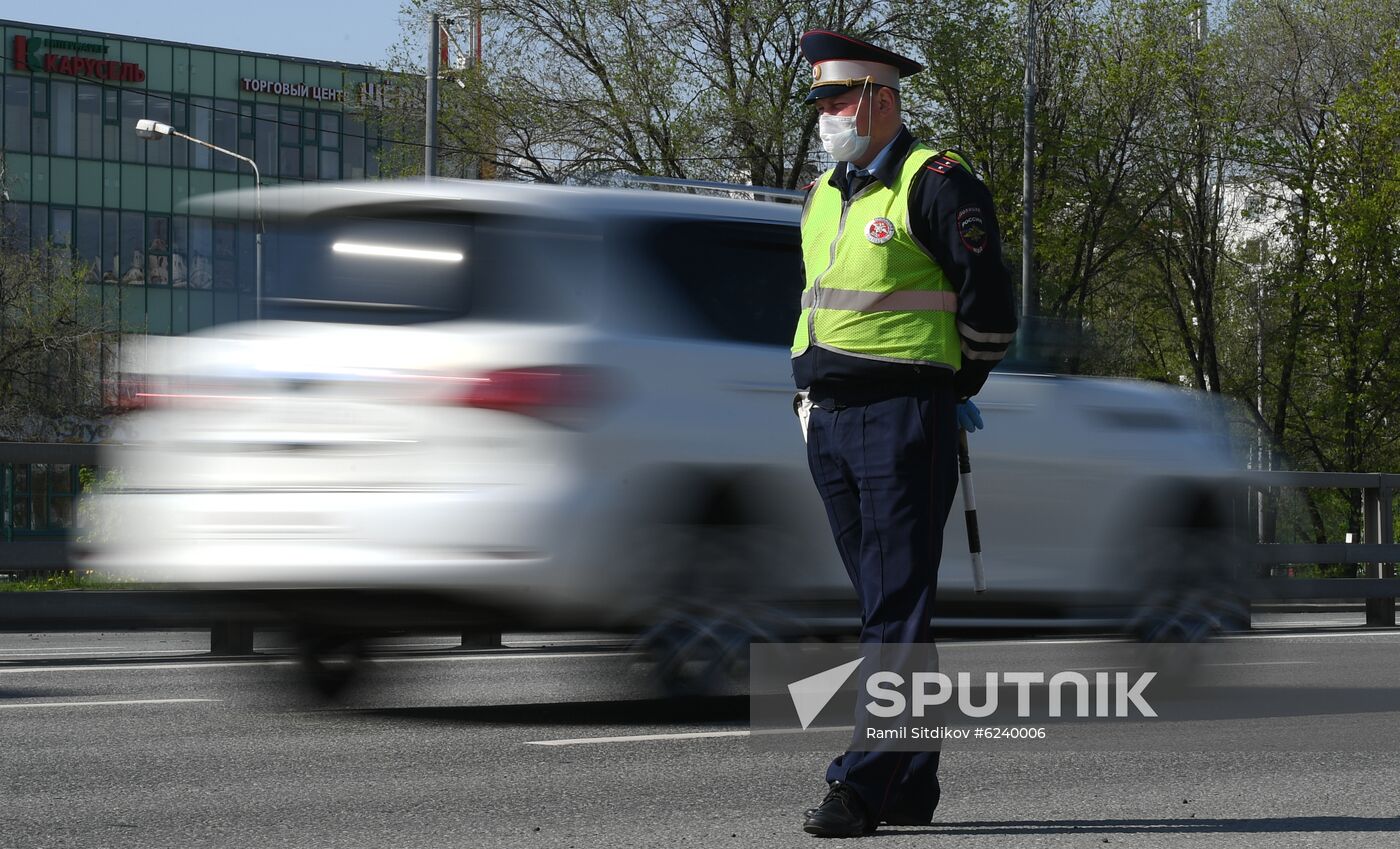 Russia Coronavirus Lockdown Ease