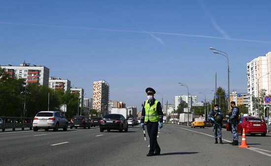 Russia Coronavirus Lockdown Ease