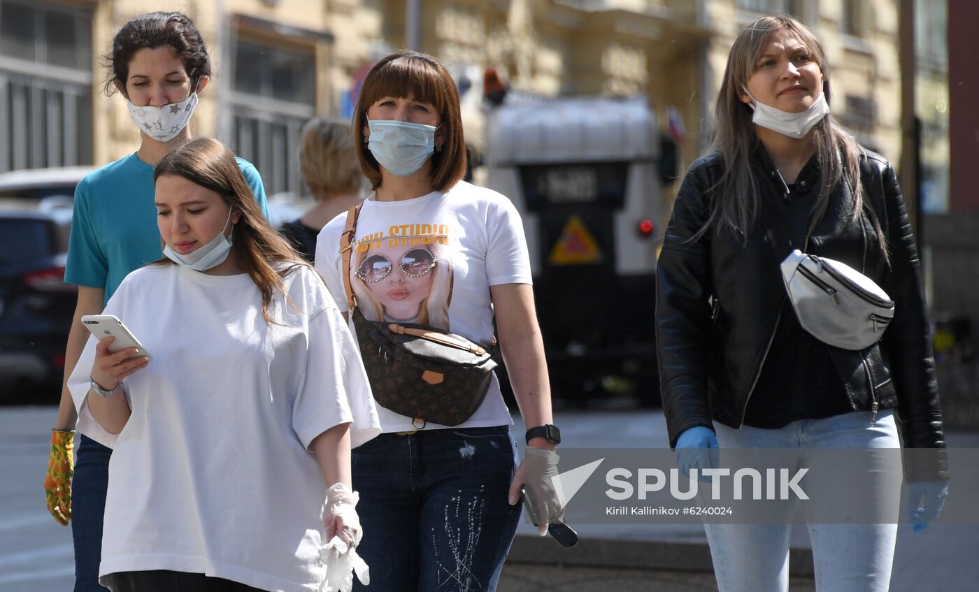 Russia Coronavirus Lockdown Ease