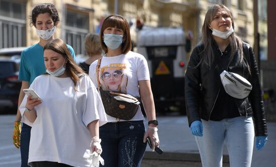 Russia Coronavirus Lockdown Ease