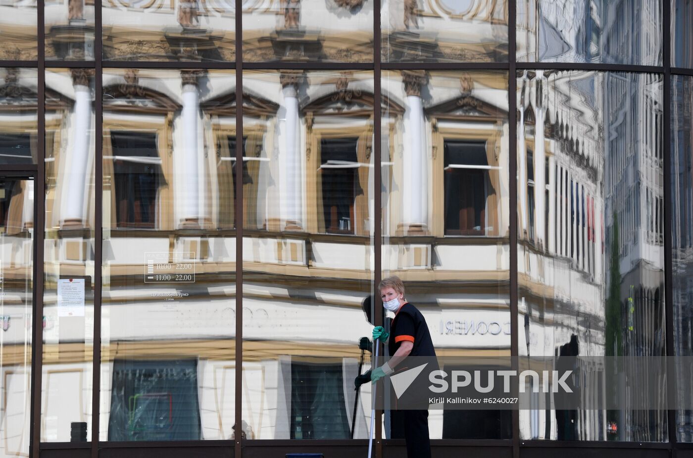 Russia Coronavirus Lockdown Ease